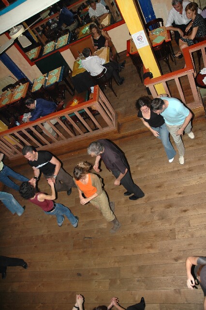 min 2006 10 03 latino 093